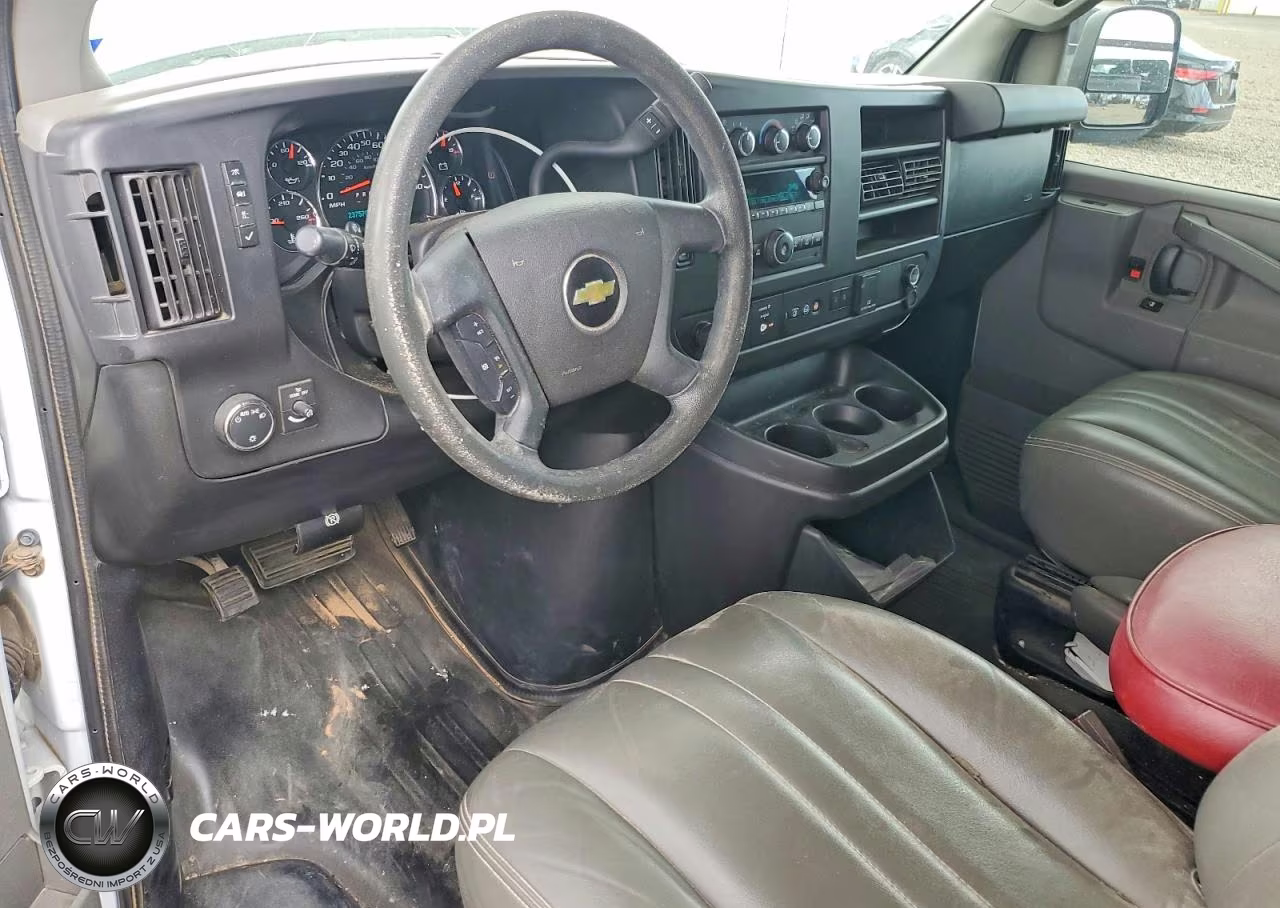 2021 Chevrolet Express 2500 Cargo Delivery Van VIN:1GCWGAFP8M1219630 - 8