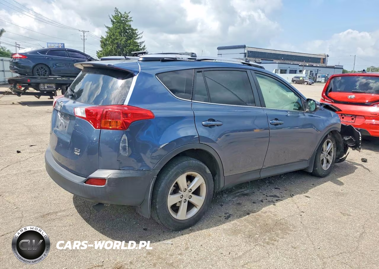 2013 Toyota Rav4 Xle VIN:JTMRFREV2DD025642 - 3