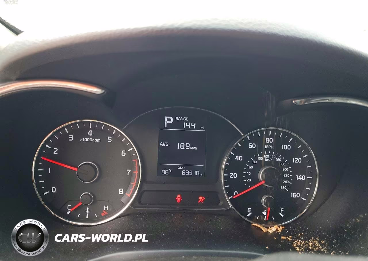 2017 Kia Forte Lx VIN:3KPFK4A77HE040828 - 9