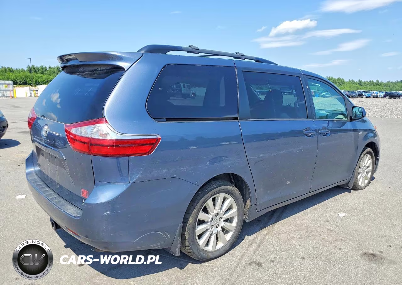 2017 Toyota Sienna Le VIN:5TDJZ3DC9HS177686 - 3