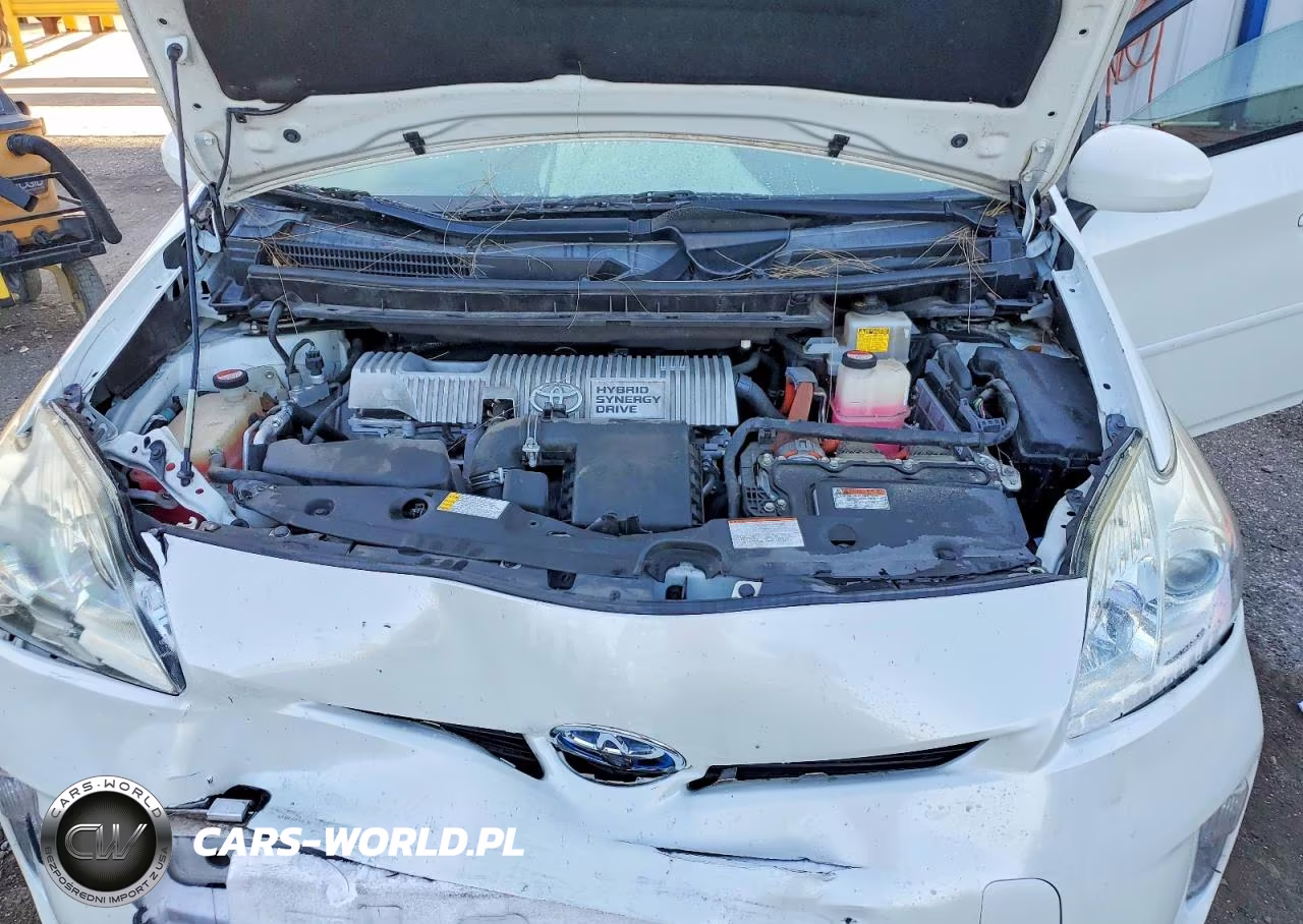 2015 Toyota Prius Two VIN:JTDKN3DU7F1976899 - 12