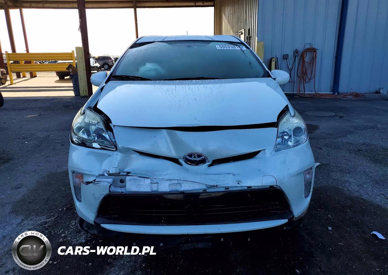 2015 Toyota Prius Two VIN:JTDKN3DU7F1976899 - 5