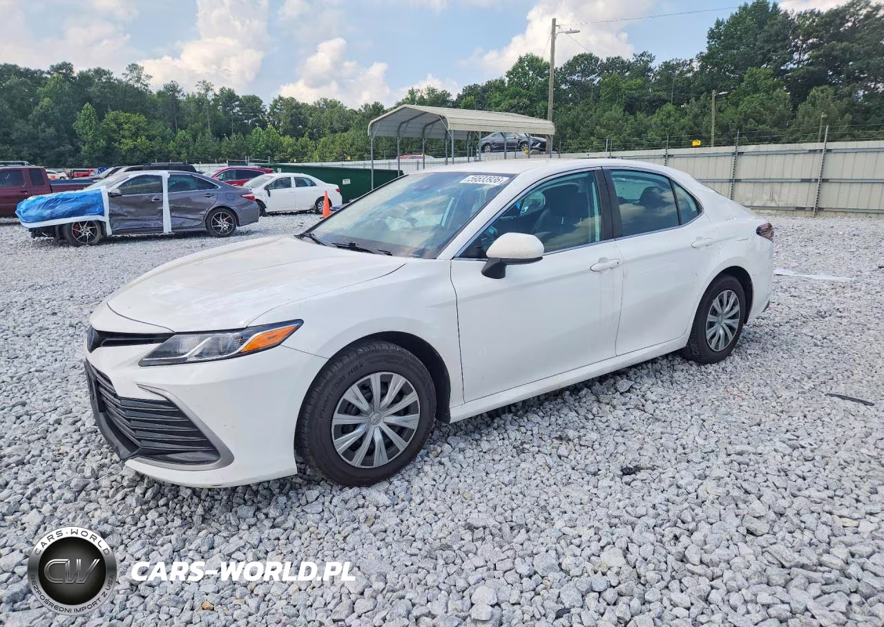 2023 Toyota Camry Le – zdjęcie 1 z 12