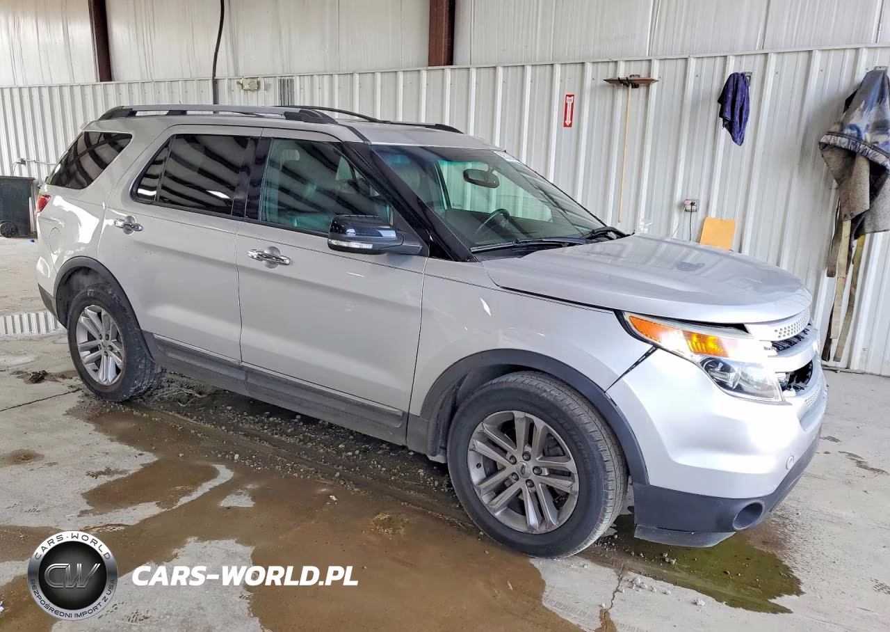 2011 Ford Explorer Xlt VIN:1FMHK8D86BGA81832 - 4