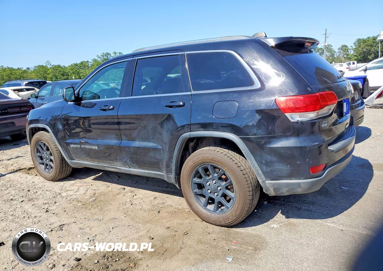 2017 Jeep Grand Cherokee Laredo VIN:1C4RJEAG7HC877365 - 2