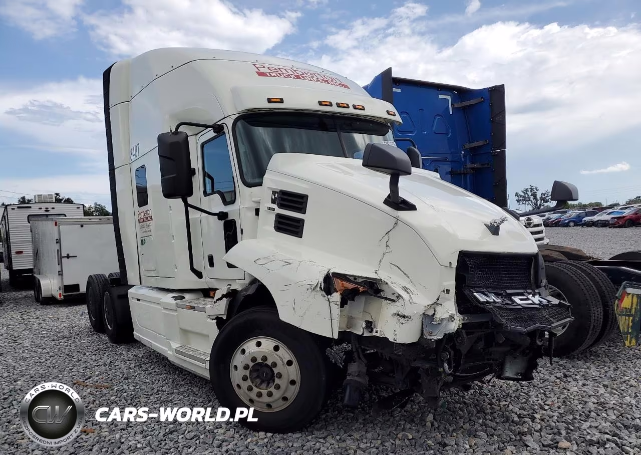 2021 Mack Anthem Semi Truck