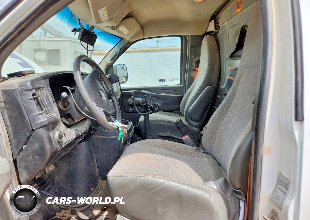 2012 GMC Savana 2500 Cargo Delivery Van VIN:1GTW7FCA1C1183615 - 7