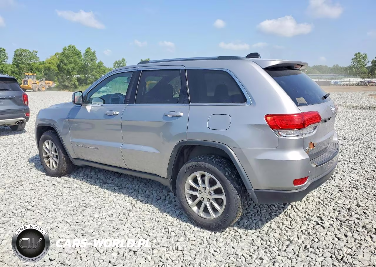2016 Jeep Grand Cherokee Laredo VIN:1C4RJFAG2GC334817 - 2
