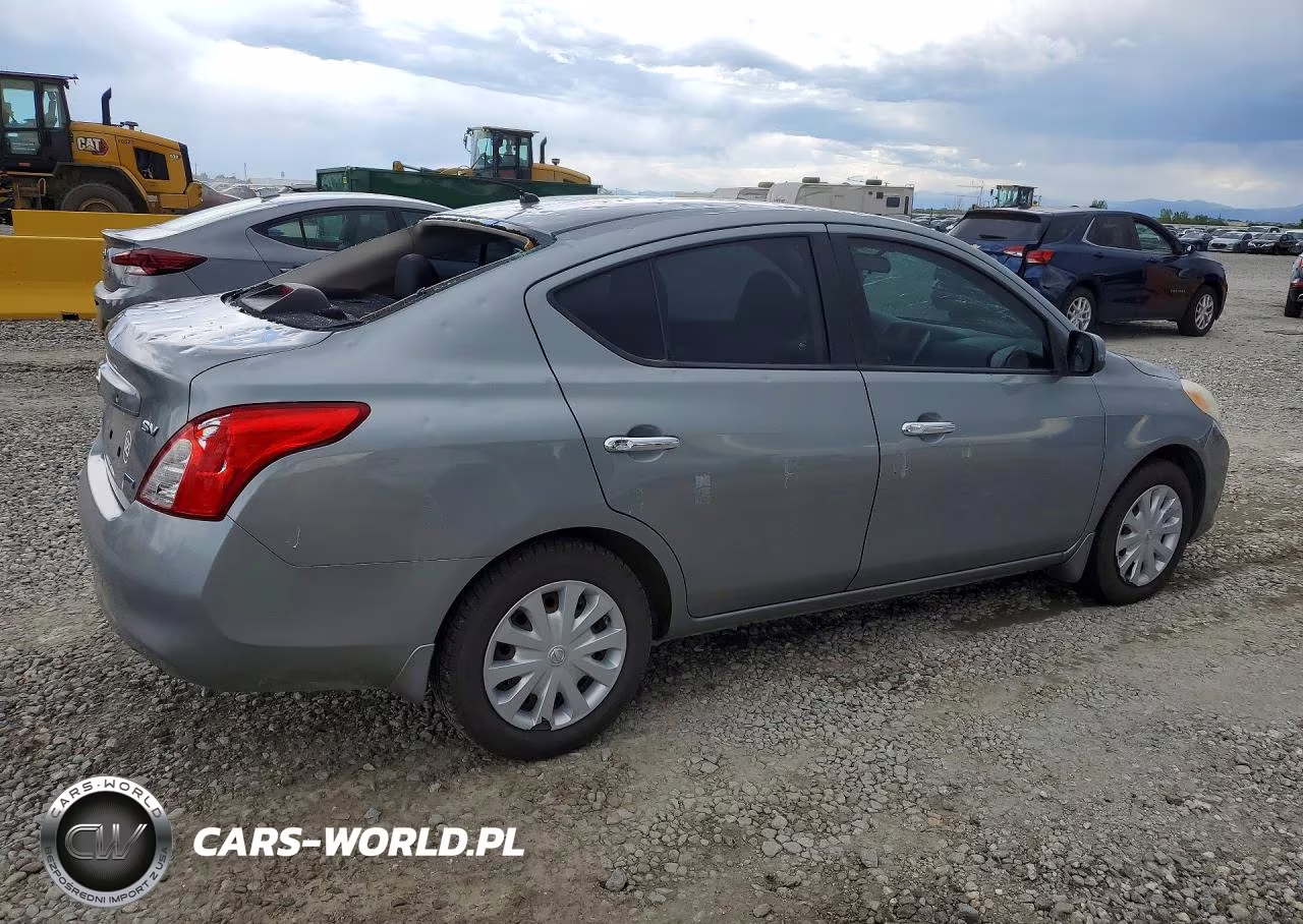 2012 Nissan Versa 1.6 S VIN:3N1CN7AP2CL895178 - 3