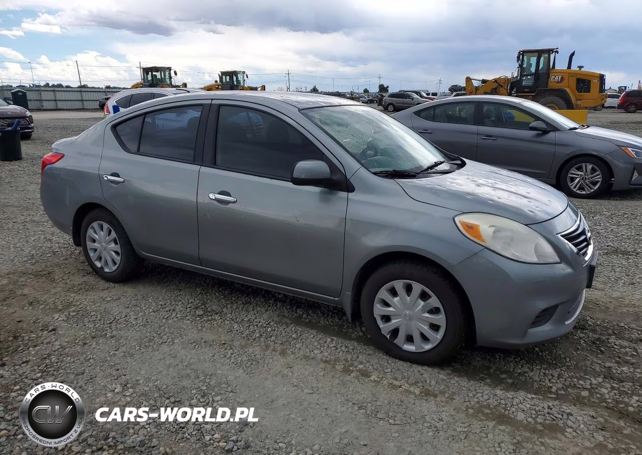 2012 Nissan Versa 1.6 S VIN:3N1CN7AP2CL895178 - 4