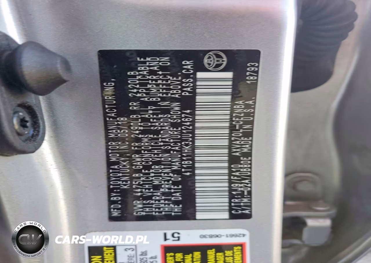 2018 Toyota Camry Le VIN:4T1B11HK3JU124674 - 12