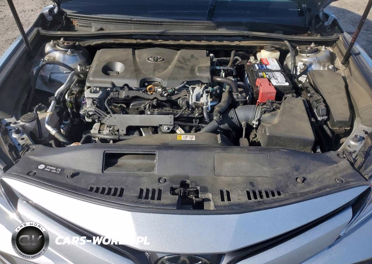 2018 Toyota Camry Le VIN:4T1B11HK3JU124674 - 8