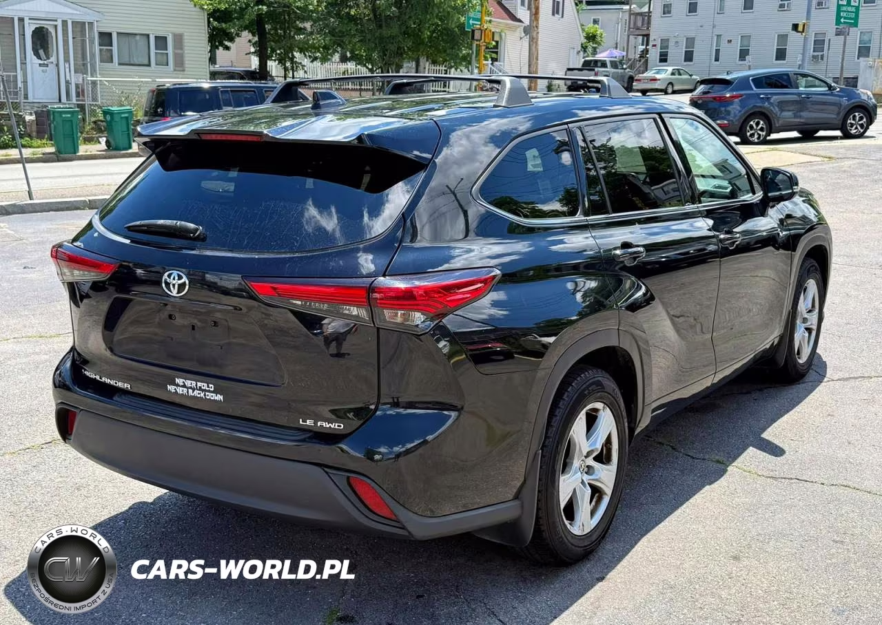 2020 Toyota Highlander Le VIN:5TDBZRBH4LS511640 - 3