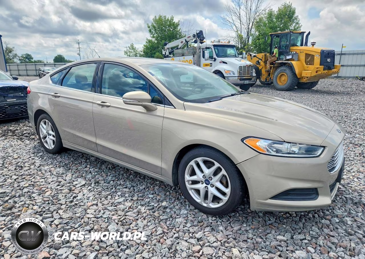 2015 Ford Fusion Se VIN:3FA6P0HDXFR124787 - 4