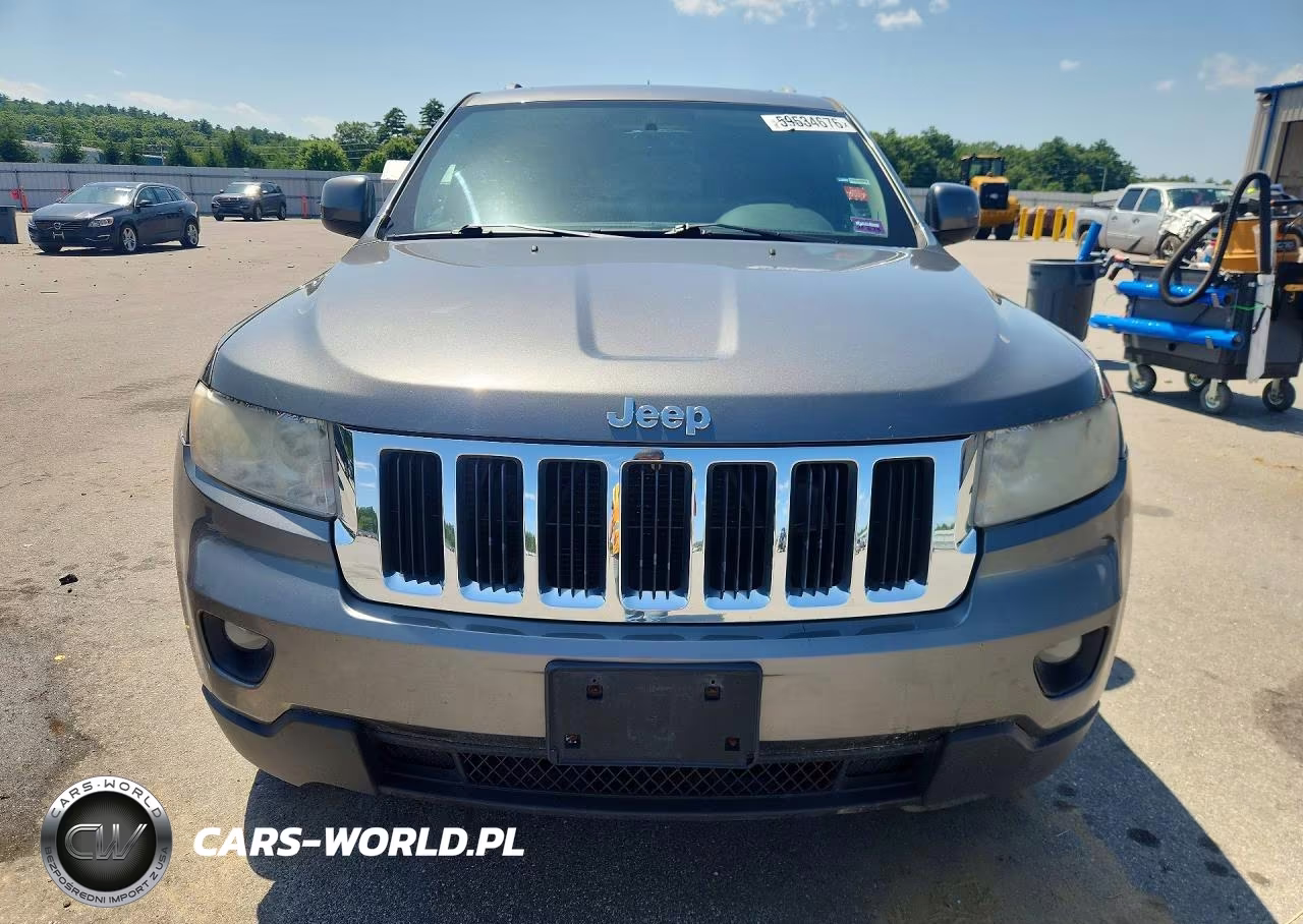 2012 Jeep Grand Cherokee Laredo VIN:1C4RJFAGXCC150526 - 5