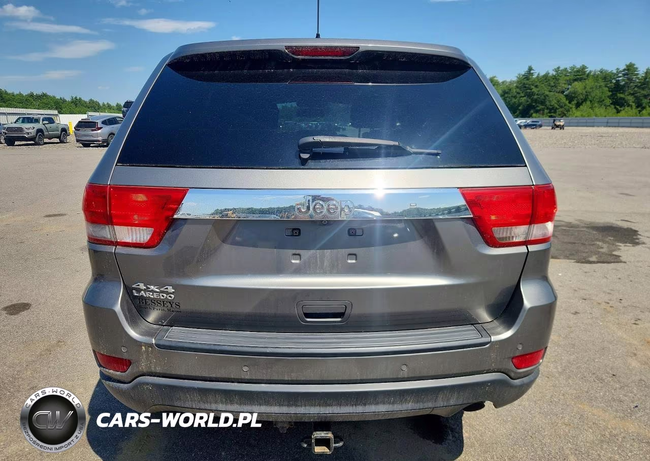2012 Jeep Grand Cherokee Laredo VIN:1C4RJFAGXCC150526 - 6