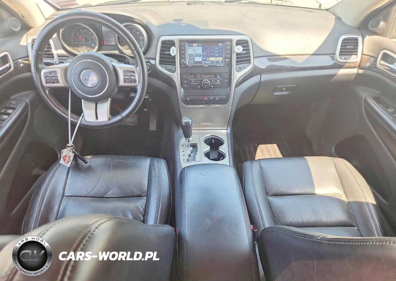 2012 Jeep Grand Cherokee Laredo VIN:1C4RJFAGXCC150526 - 8