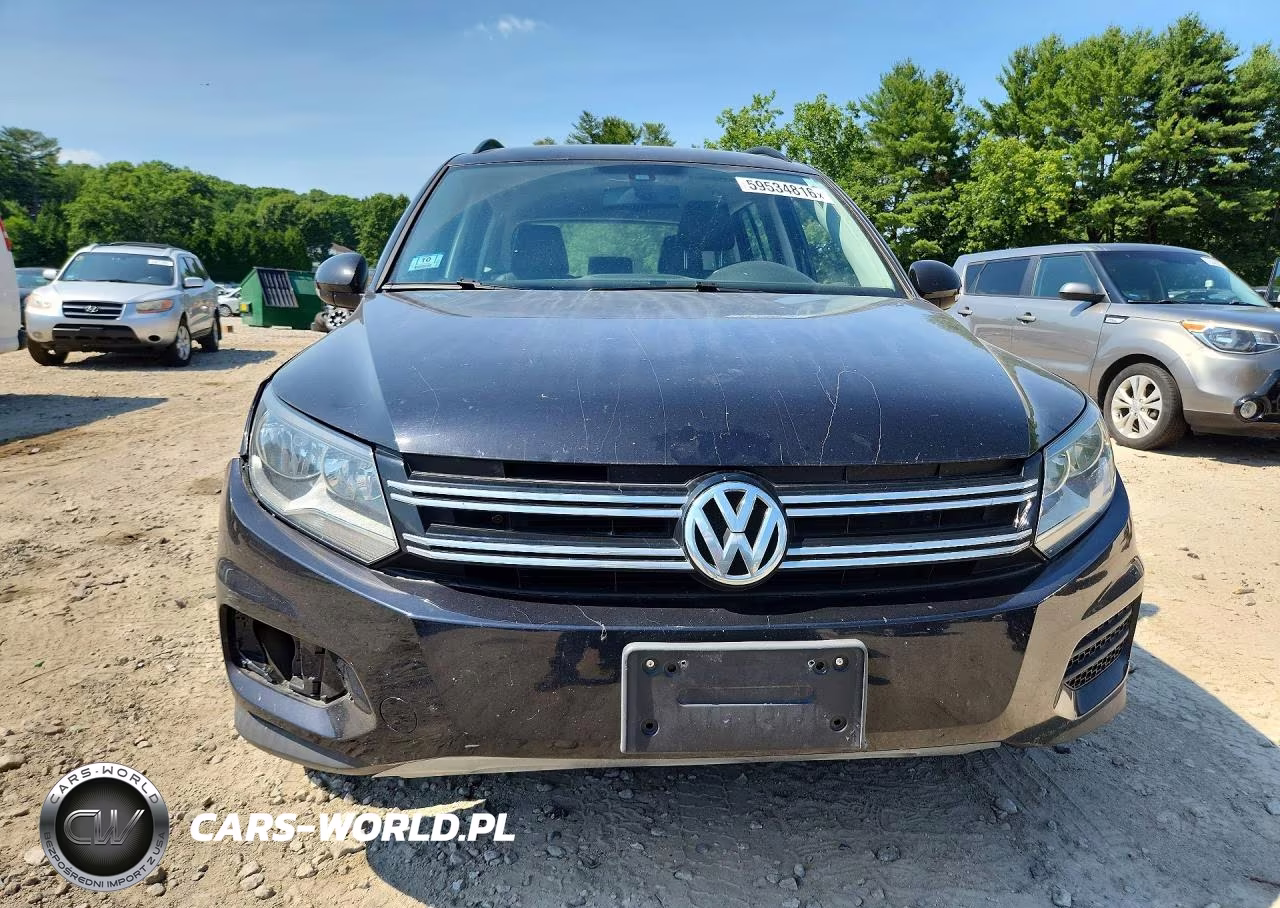 2017 Volkswagen Tiguan S VIN:WVGBV7AX6HK021803 - 5