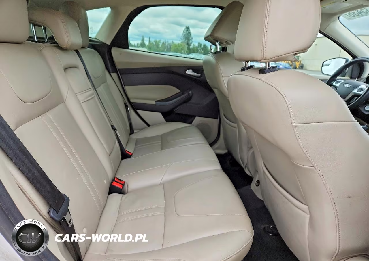 2012 Ford Focus Sel VIN:1FAHP3M22CL423103 - 10