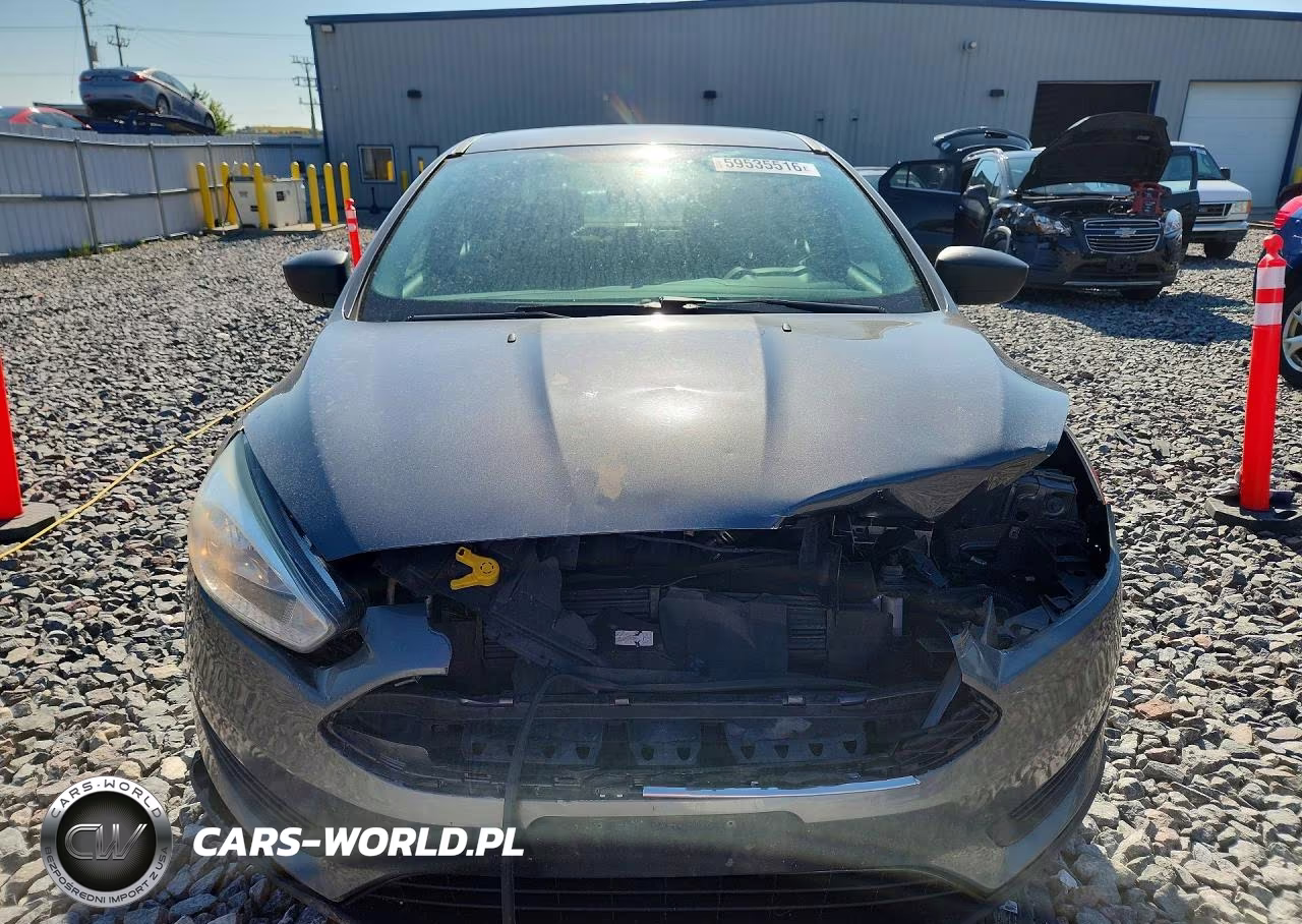 2016 Ford Focus S VIN:1FADP3E2XGL361596 - 5