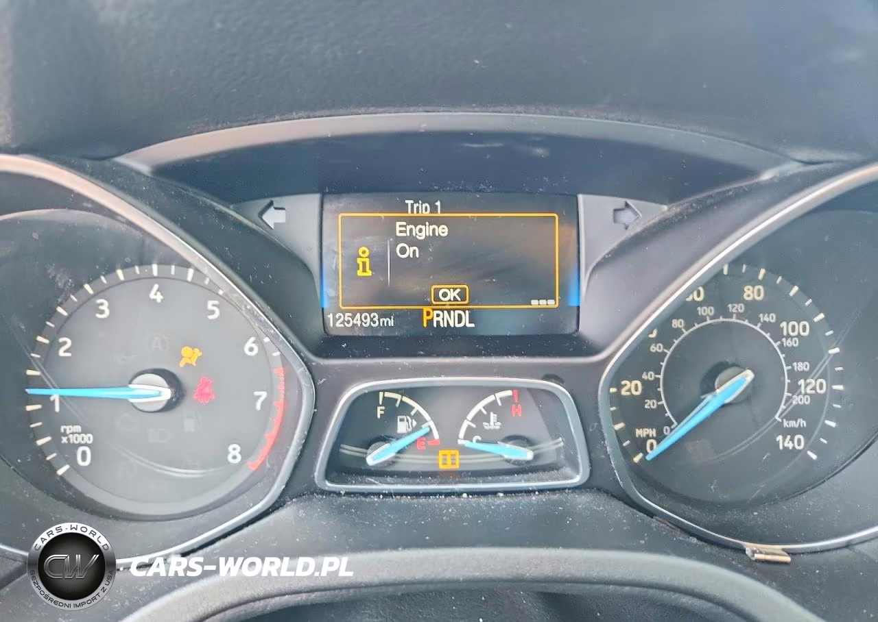 2016 Ford Focus S VIN:1FADP3E2XGL361596 - 9
