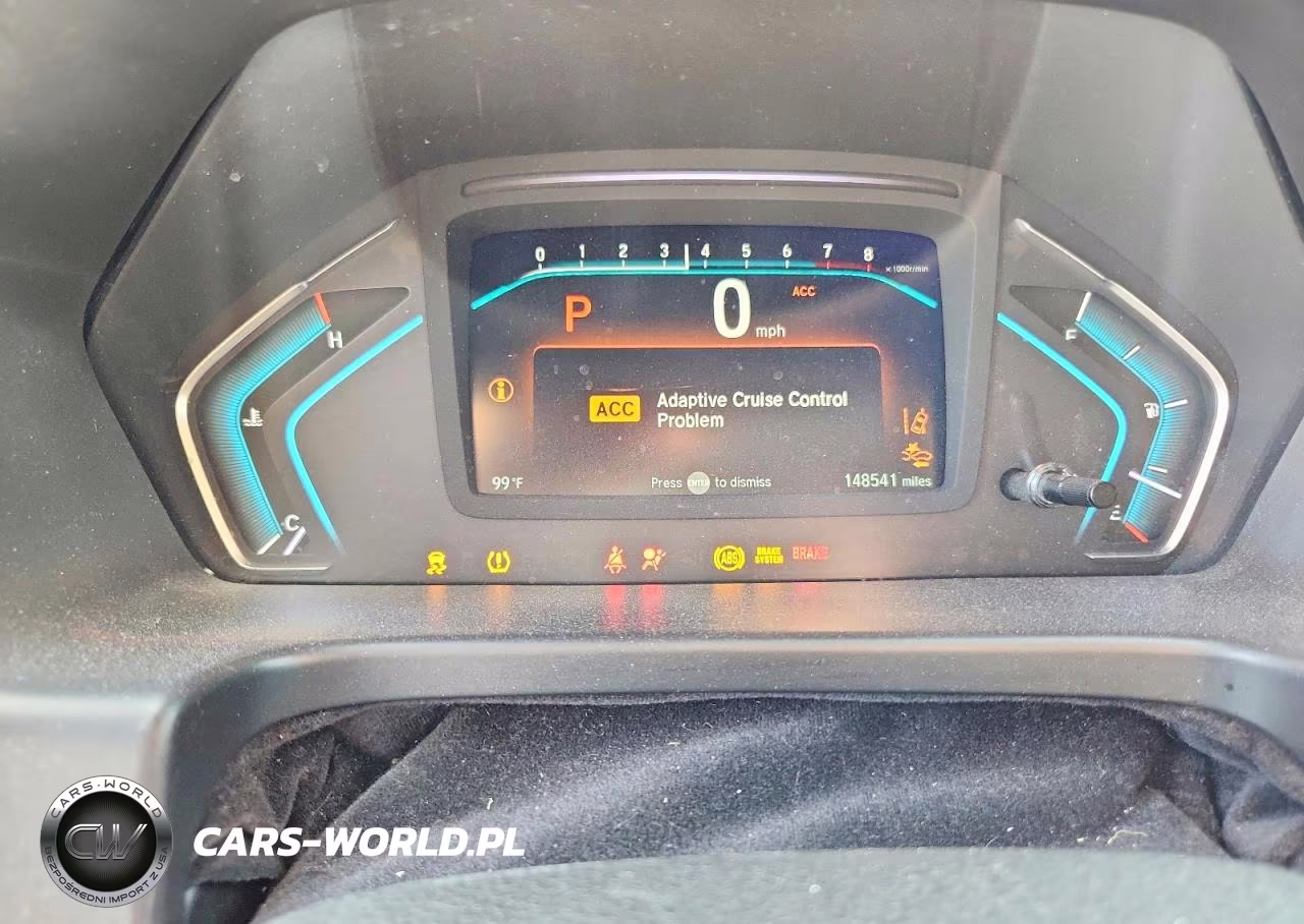 2018 Honda Odyssey Touring VIN:5FNRL6H88JB075558 - 9
