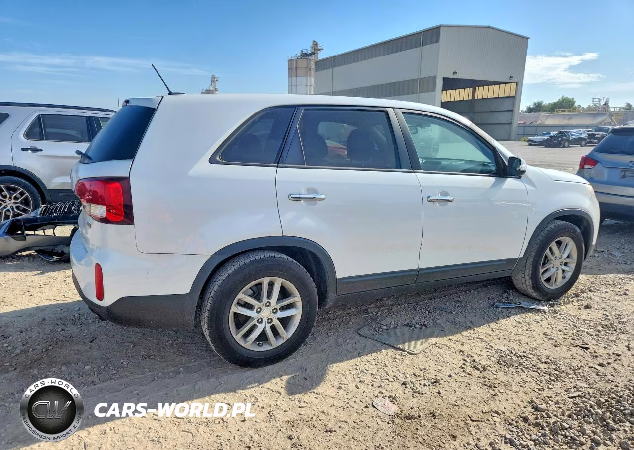 2015 Kia Sorento Lx VIN:5XYKT3A66FG653424 - 3