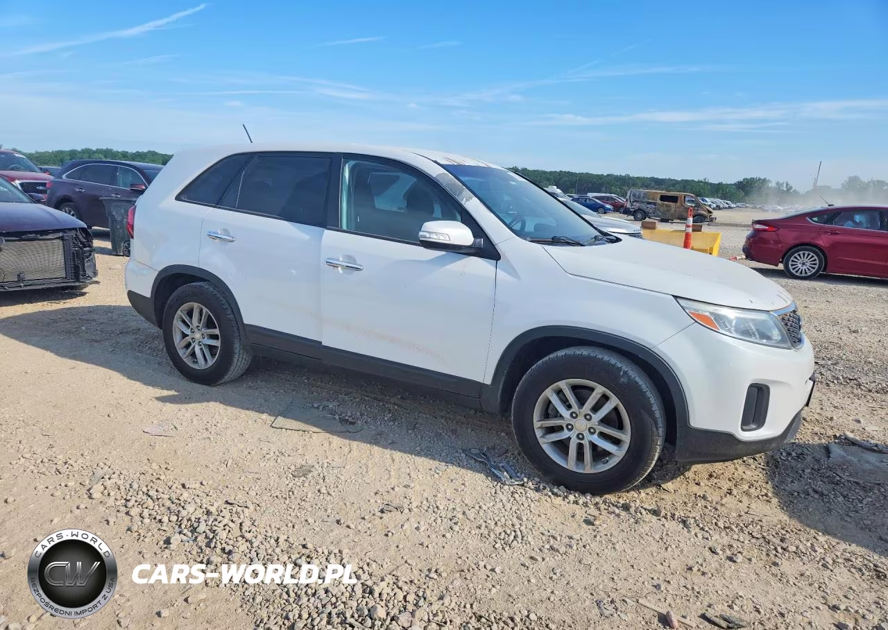 2015 Kia Sorento Lx VIN:5XYKT3A66FG653424 - 4