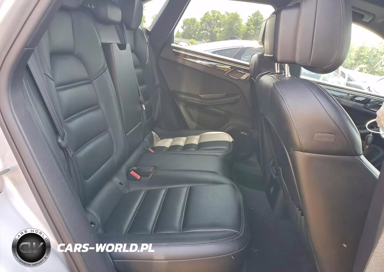 2018 Porsche Macan S VIN:WP1AB2A54JLB35503 - 11