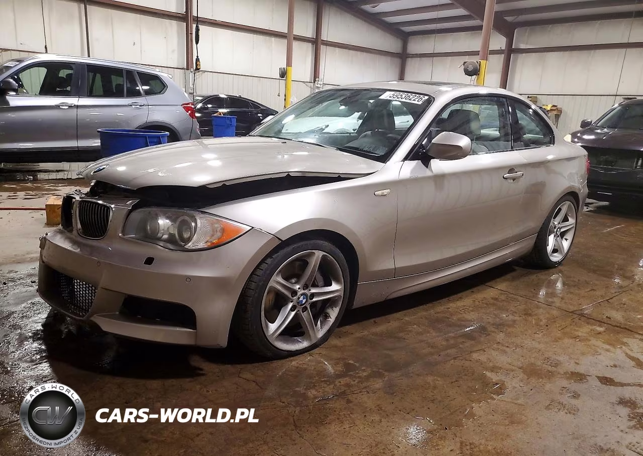 2011 BMW 135 I – zdjęcie 1 z 12