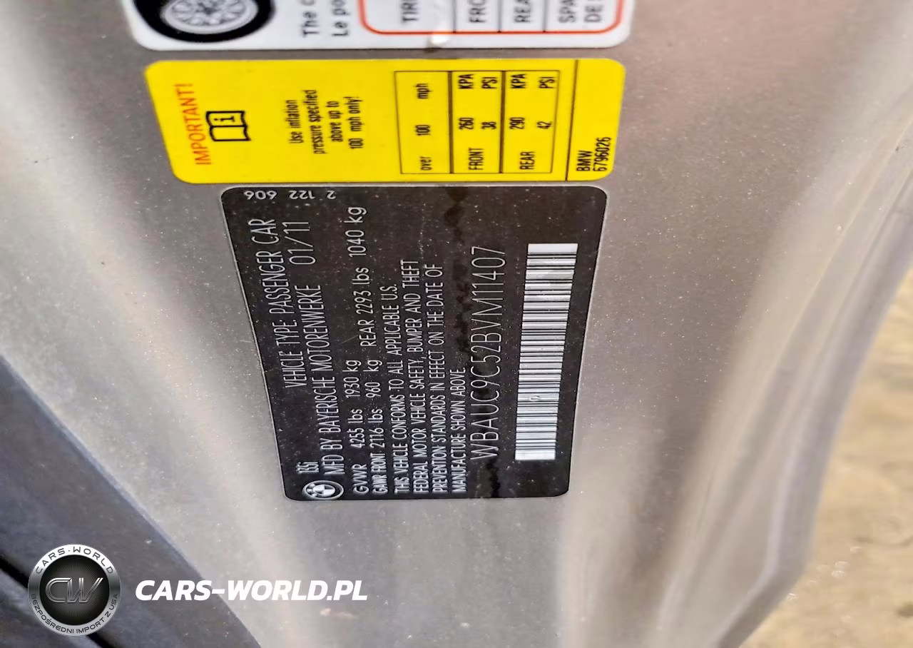 2011 BMW 135 I VIN:WBAUC9C52BVM11407 - 12