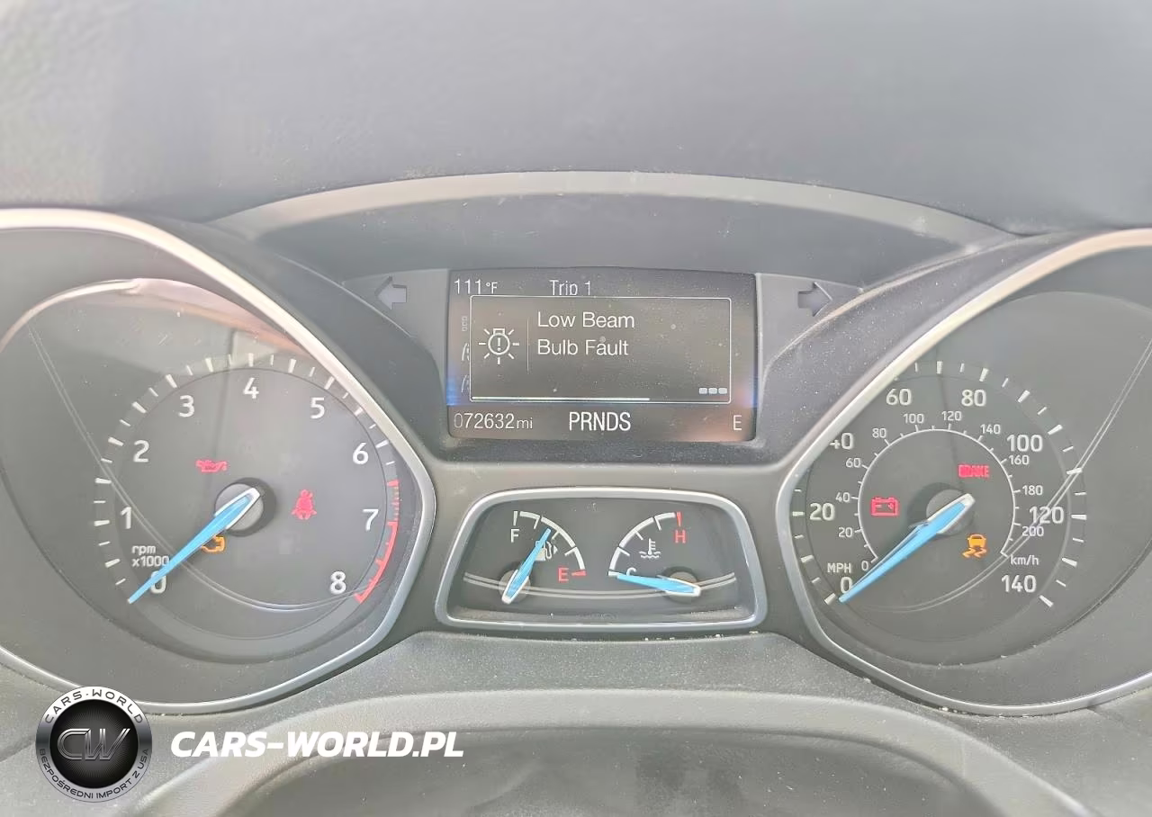 2018 Ford Focus Se VIN:1FADP3FEXJL229387 - 9