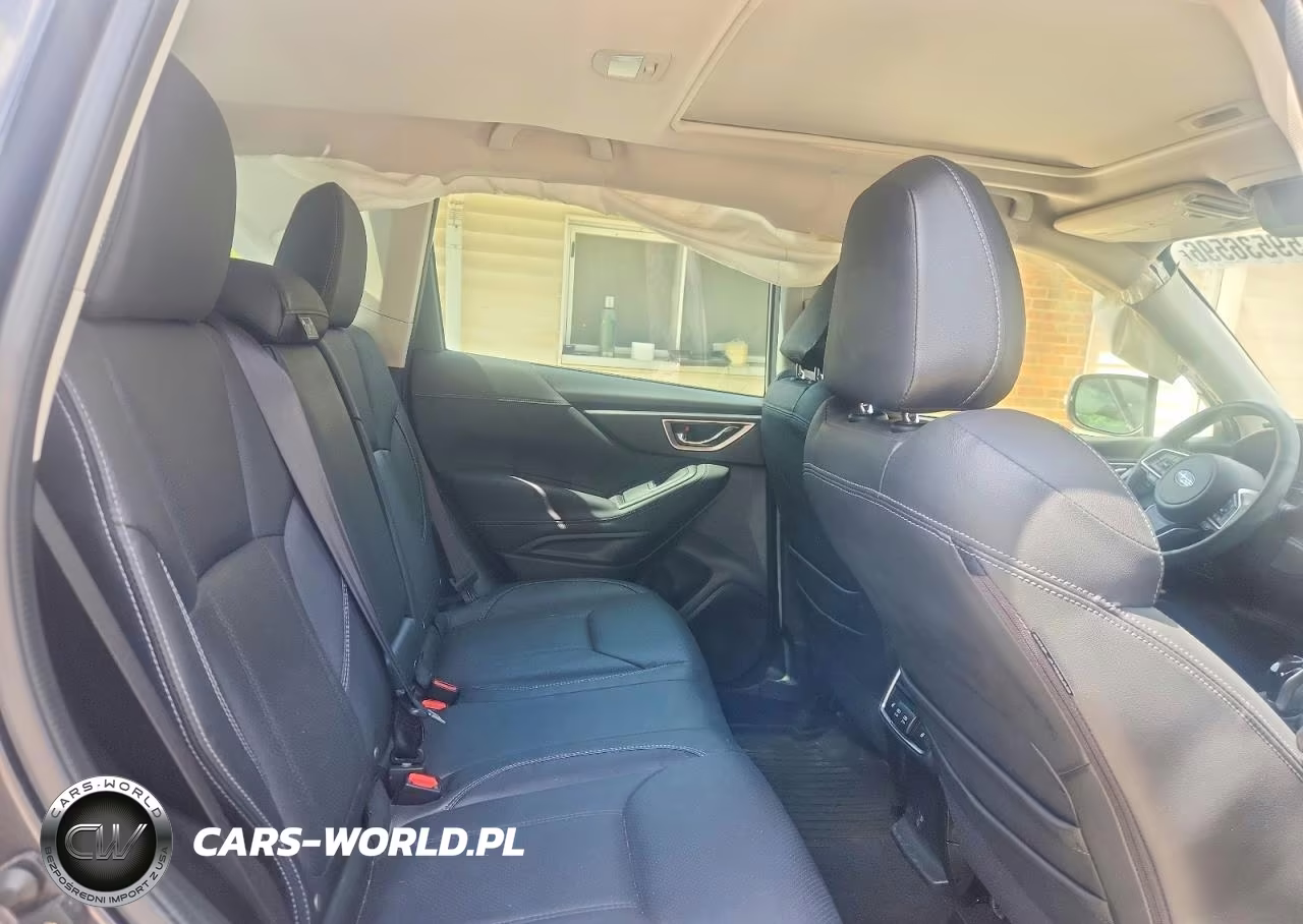 2023 Subaru Forester Touring VIN:JF2SKARCXPH416642 - 11