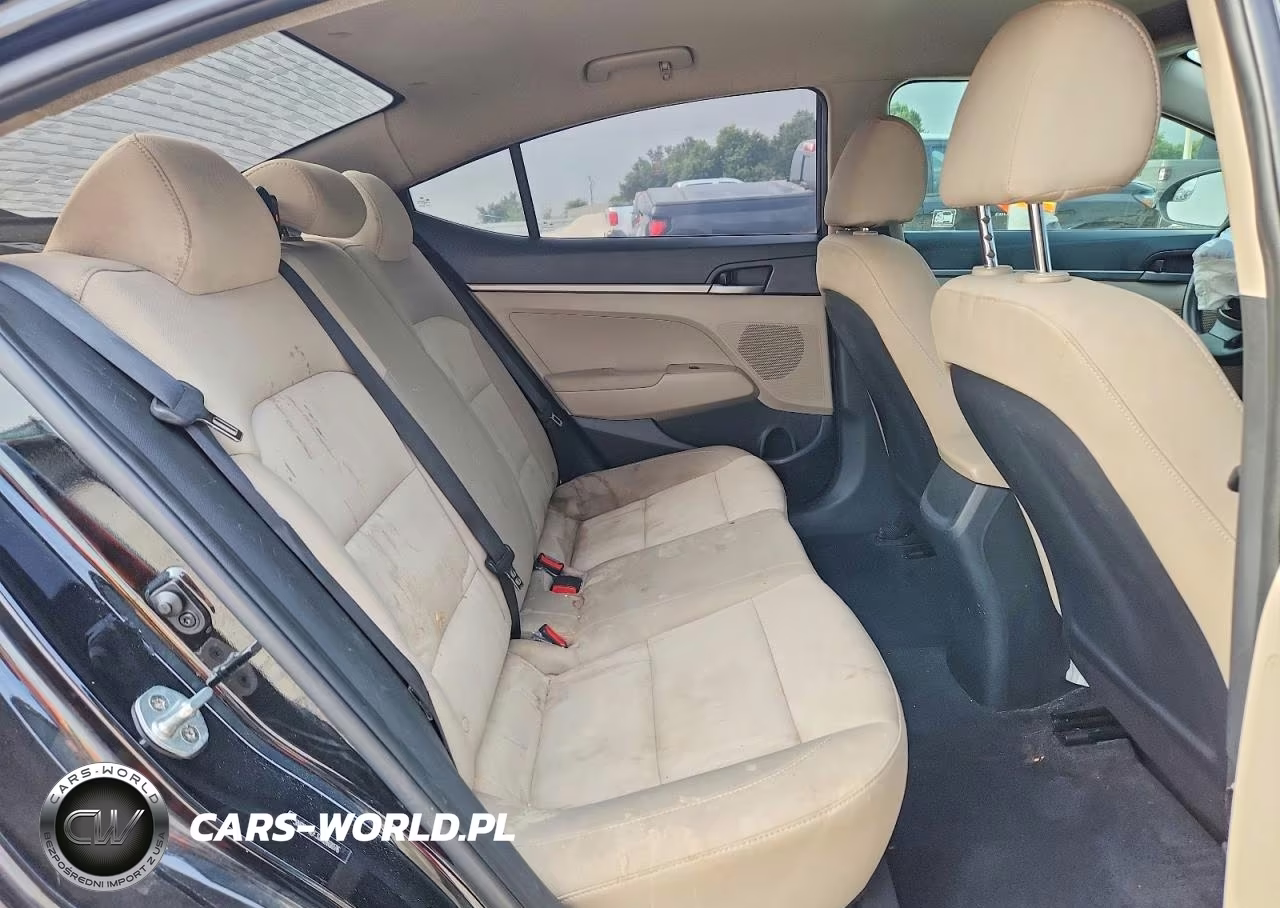 2018 Hyundai Elantra Se VIN:5NPD74LF3JH260076 - 10