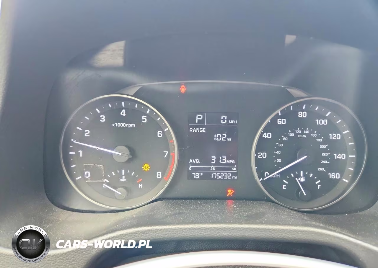 2018 Hyundai Elantra Se VIN:5NPD74LF3JH260076 - 9