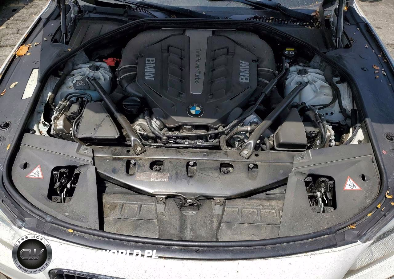 2015 BMW 750 Li VIN:WBAYE8C53FD781878 - 11