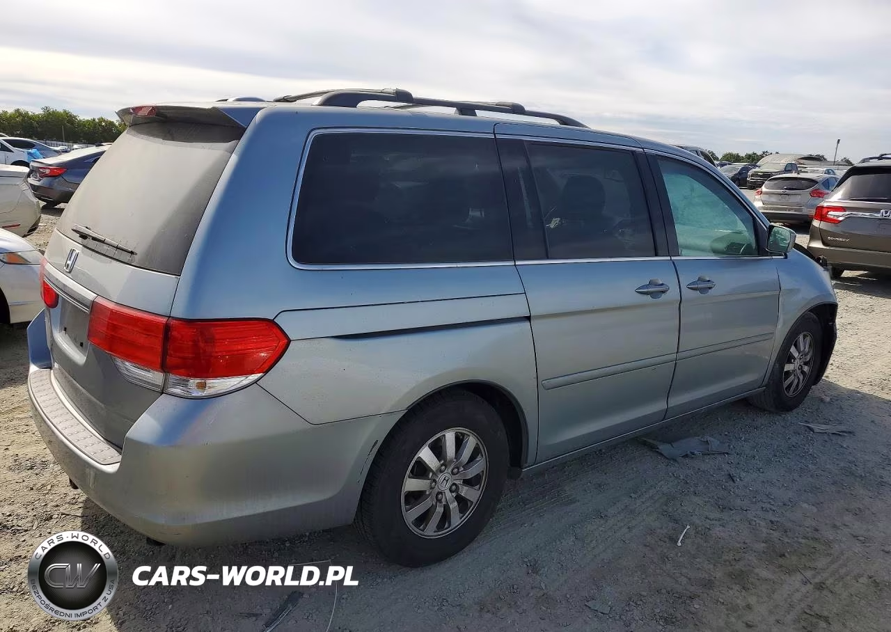 2010 Honda Odyssey Exl VIN:5FNRL3H60AB067676 - 3