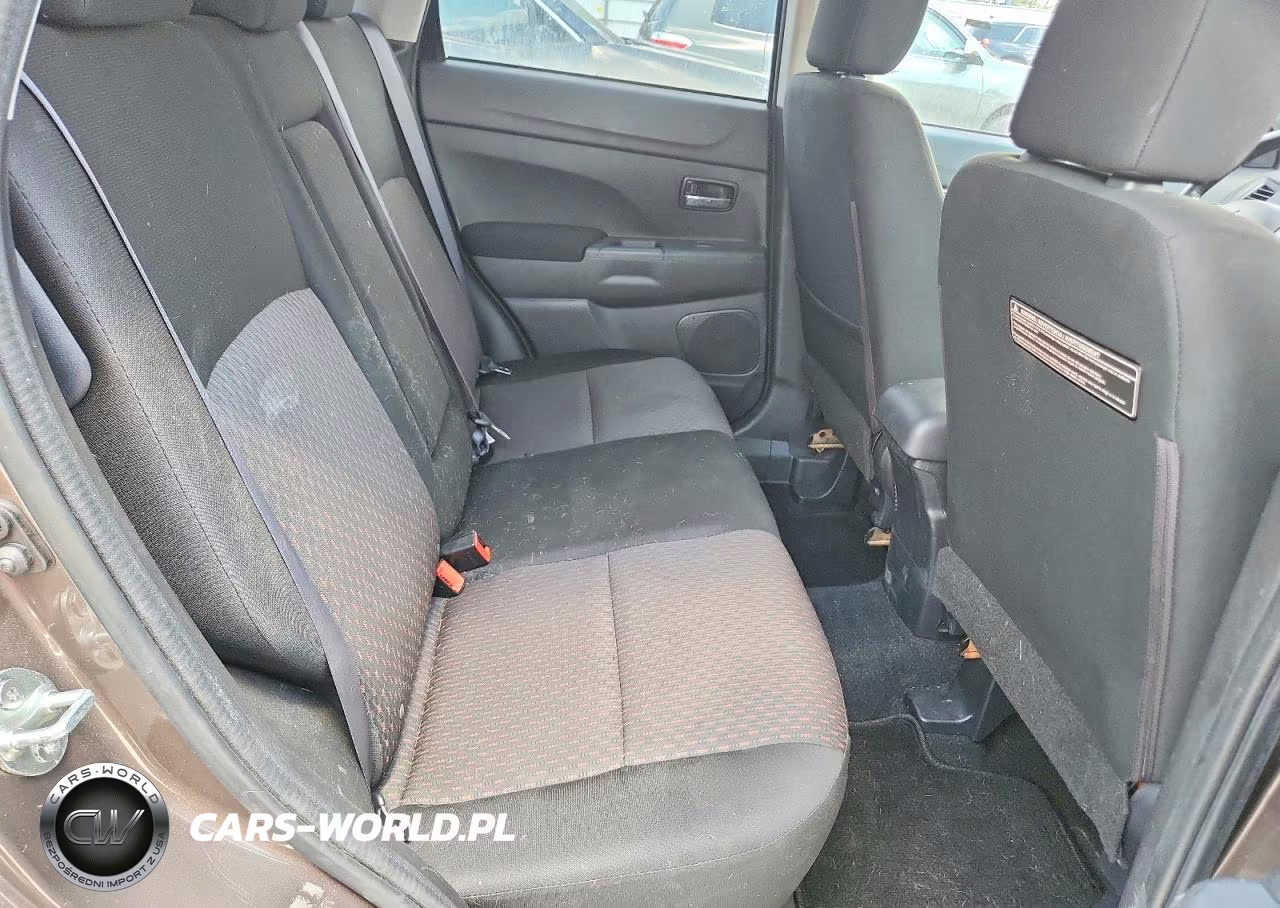 2016 Mitsubishi Outlander Sport VIN:JA4AR3AW4GZ044100 - 11