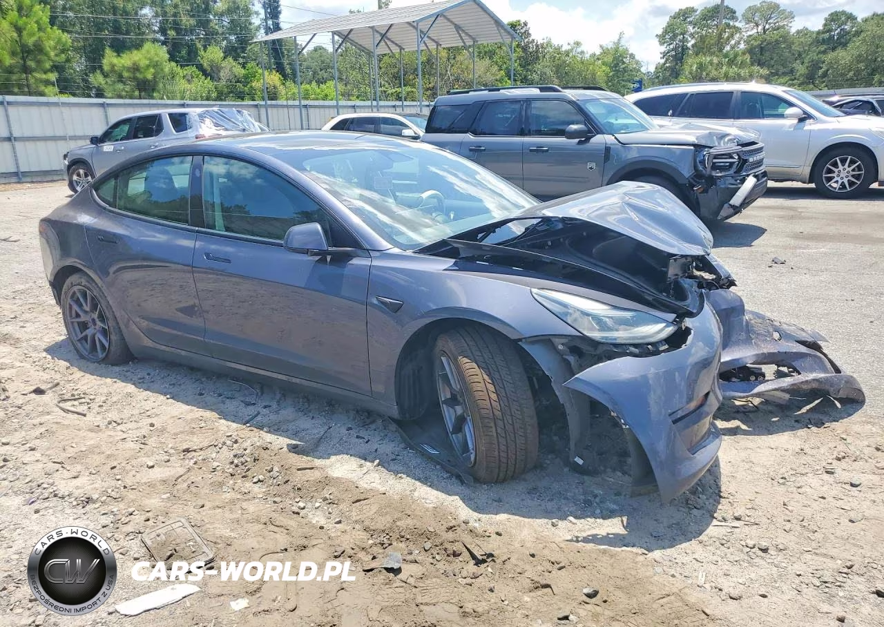 2023 Tesla Model 3 VIN:5YJ3E1EA9PF447041 - 4