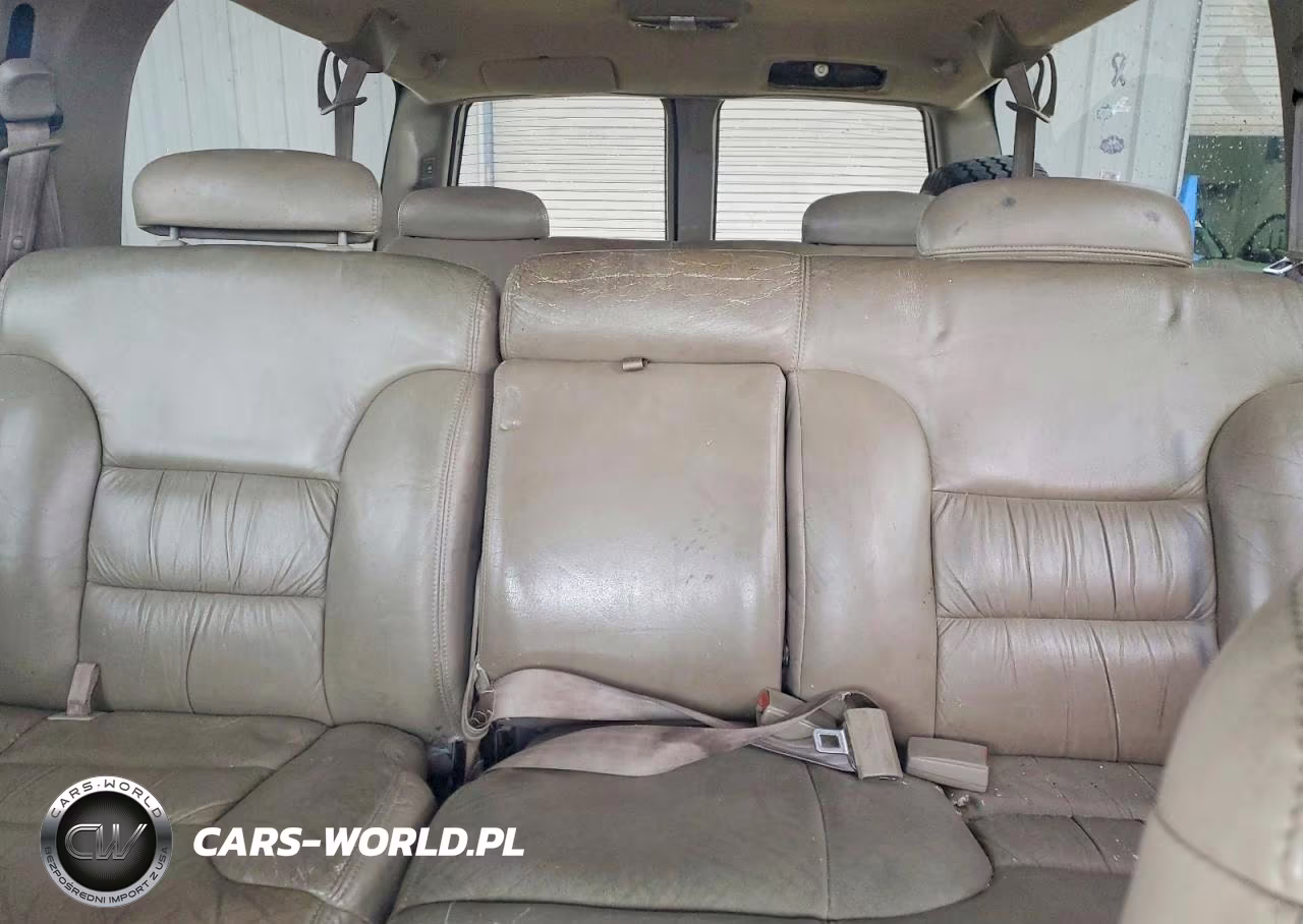 1997 GMC Suburban K1500 VIN:3GKFK16R5VG515941 - 10