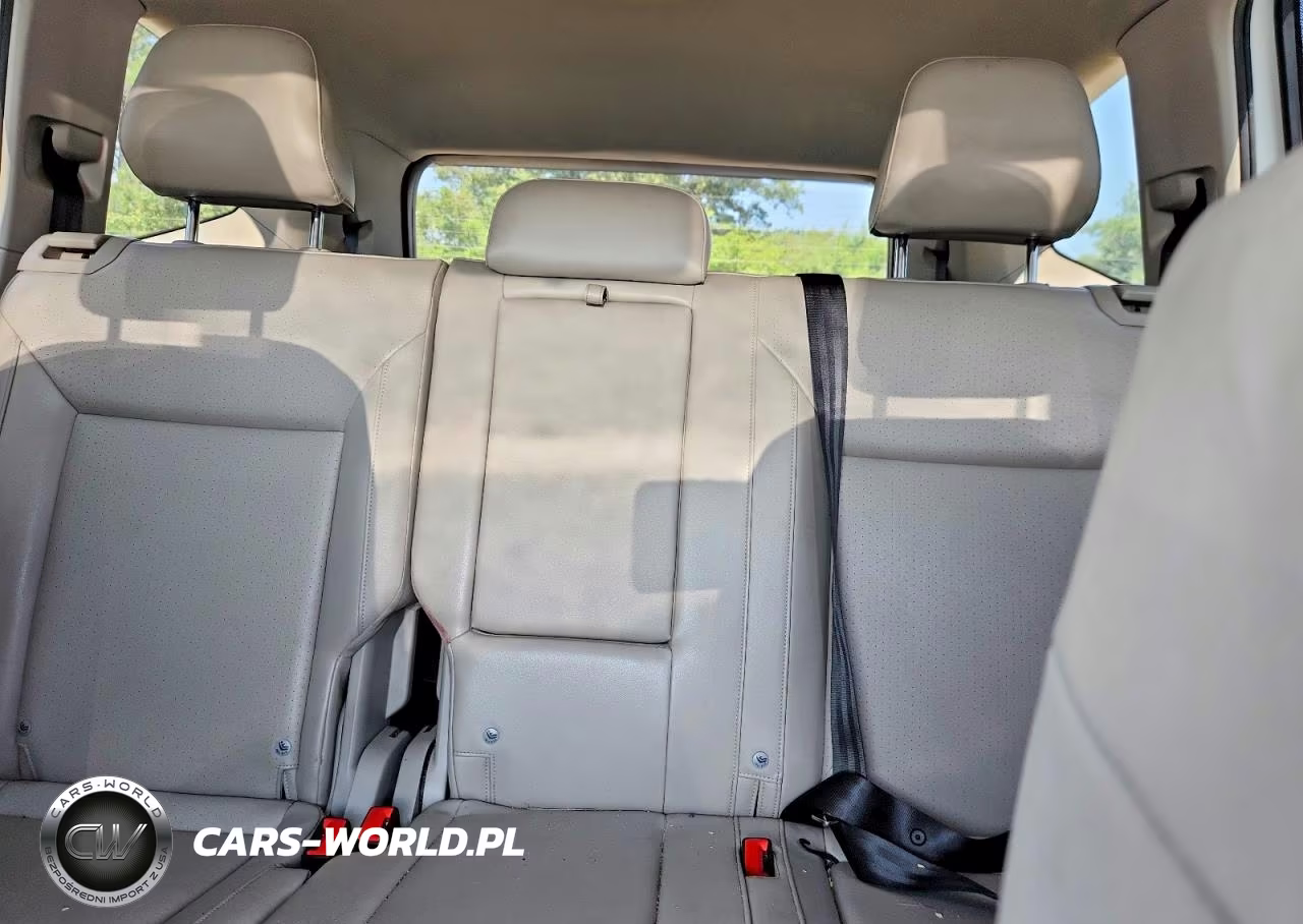 2018 Volkswagen Atlas Se VIN:1V2KR2CA3JC532498 - 10