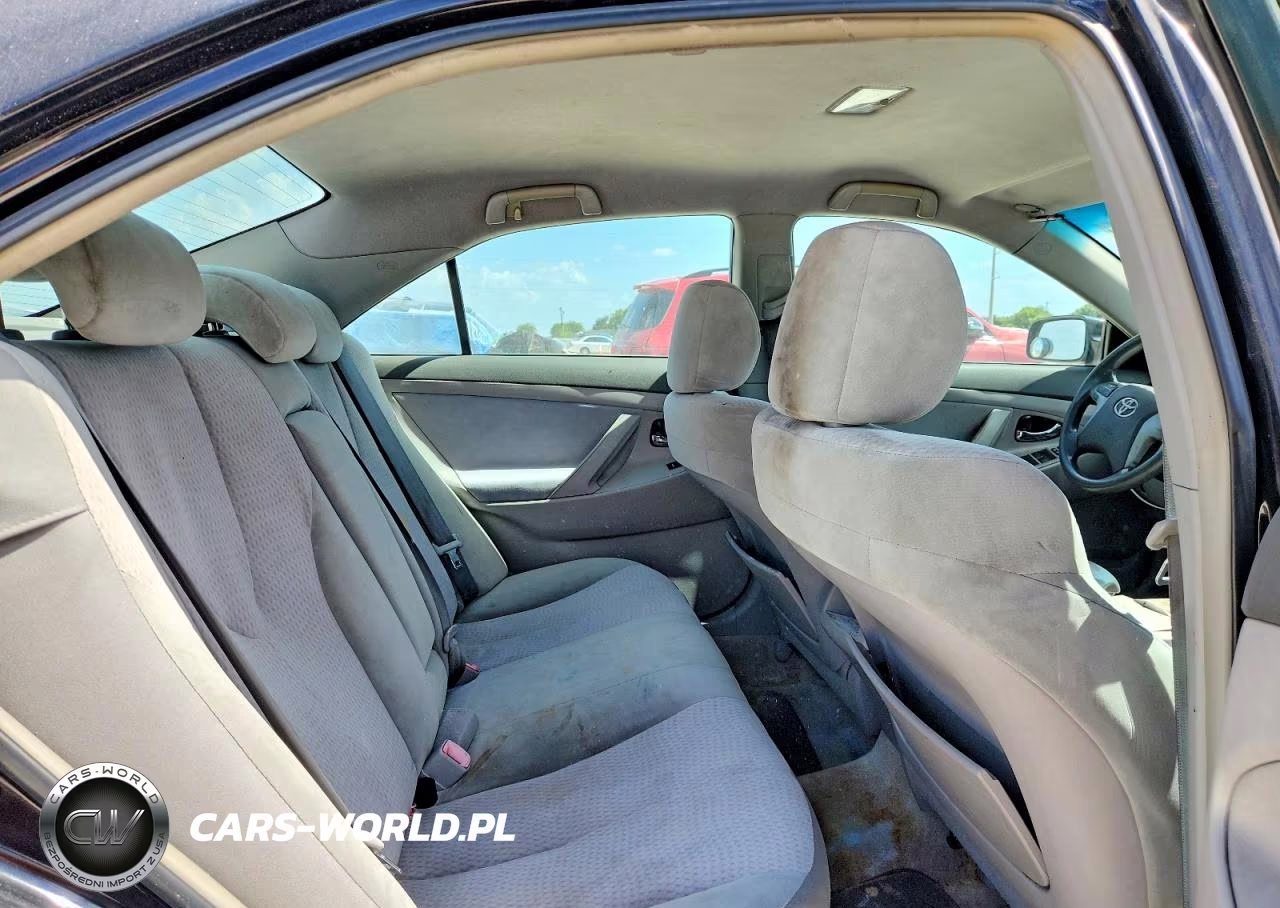 2010 Toyota Camry Le VIN:4T1BF3EK5AU102466 - 10