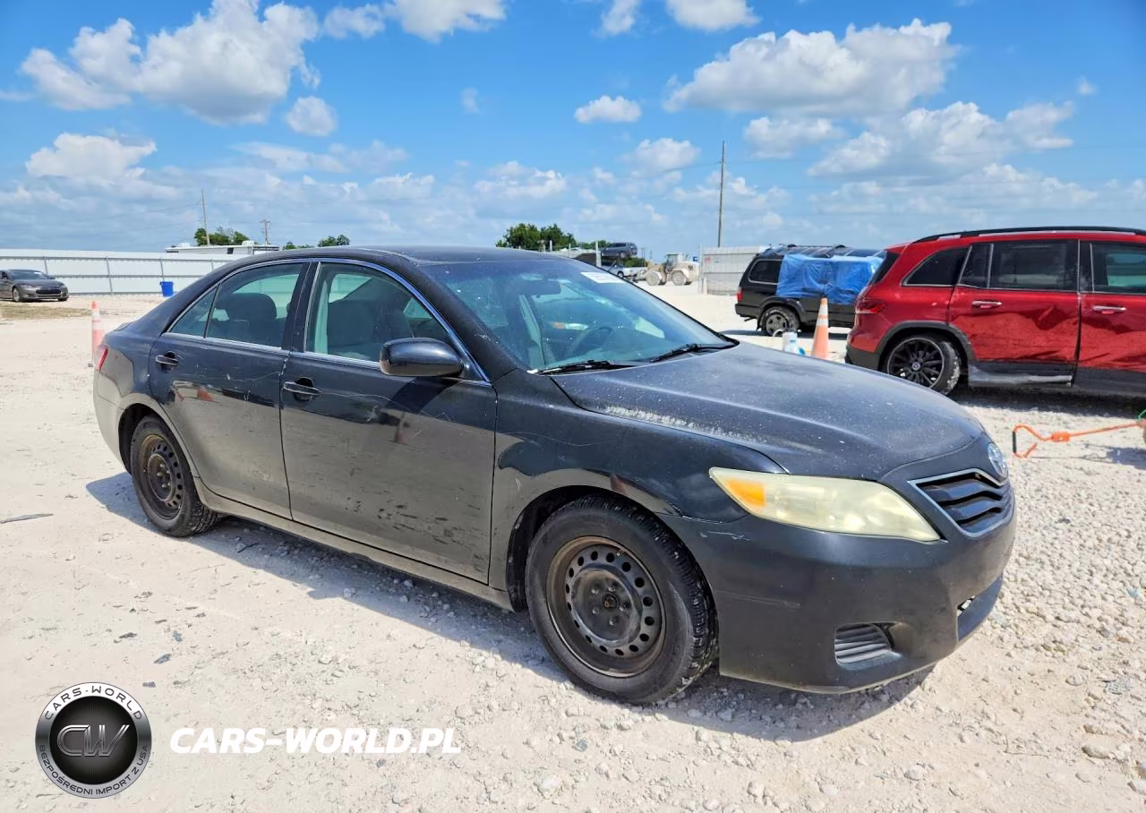 2010 Toyota Camry Le VIN:4T1BF3EK5AU102466 - 4