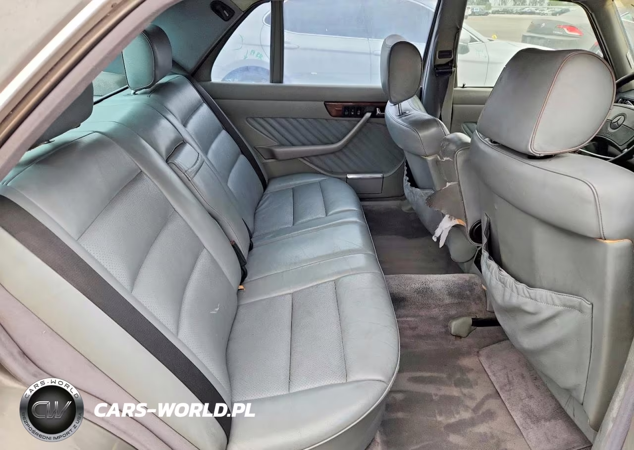 1991 Mercedes-Benz 560 Sel VIN:WDBCA39E5MA557687 - 10