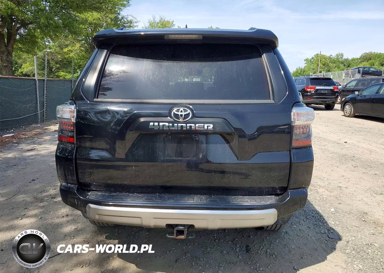 2020 Toyota 4Runner Trd Off-Road Premium VIN:JTEBU5JR8L5782221 - 6