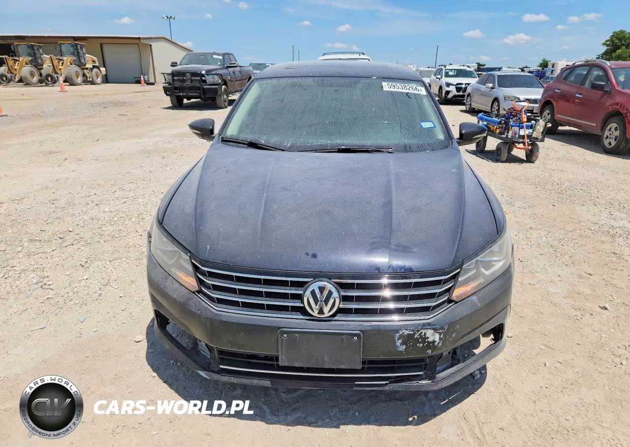 2019 Volkswagen Passat Wolfsburg VIN:1VWLA7A3XKC009735 - 5
