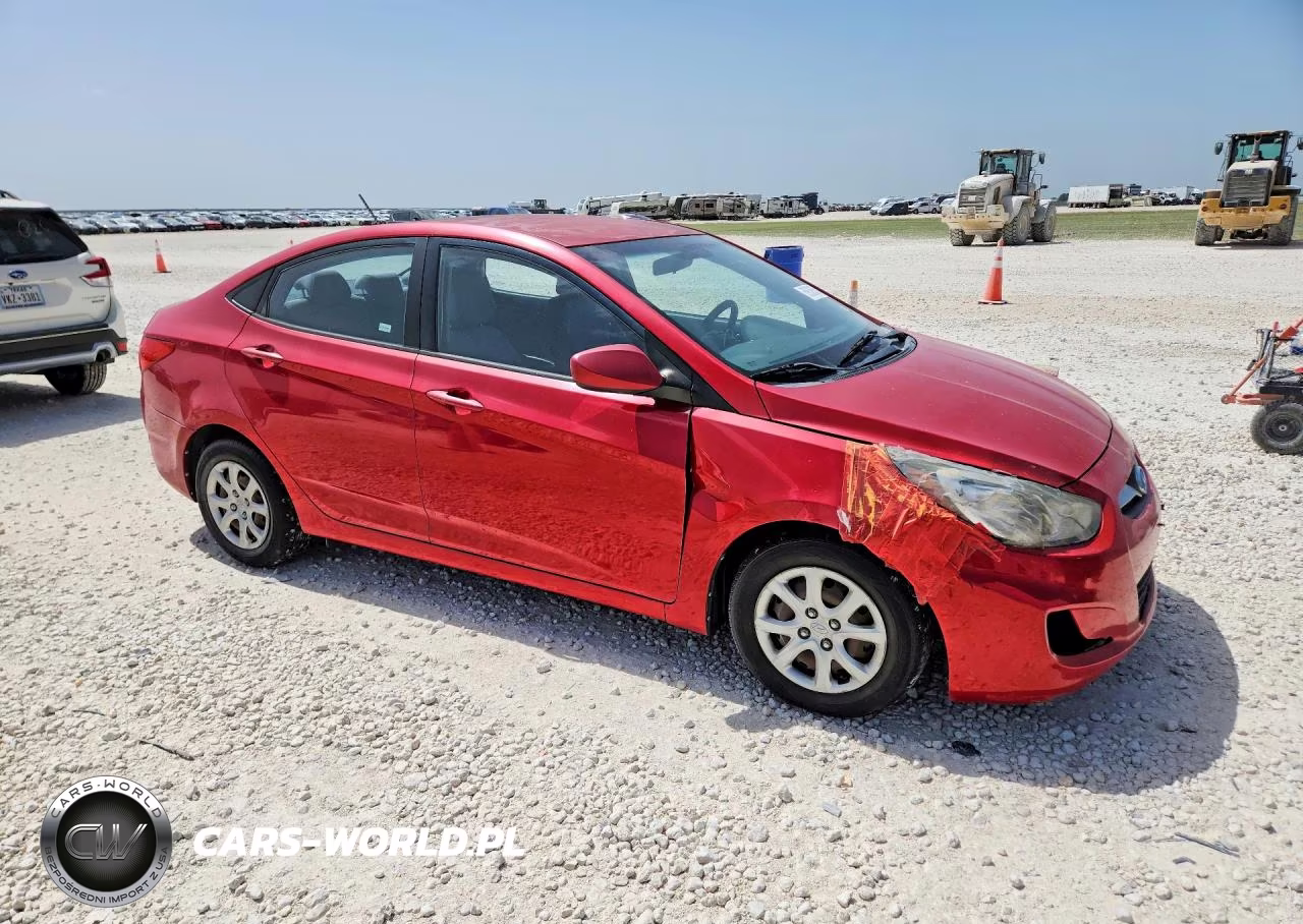 2014 Hyundai Accent Gls VIN:KMHCT4AE9EU632335 - 4