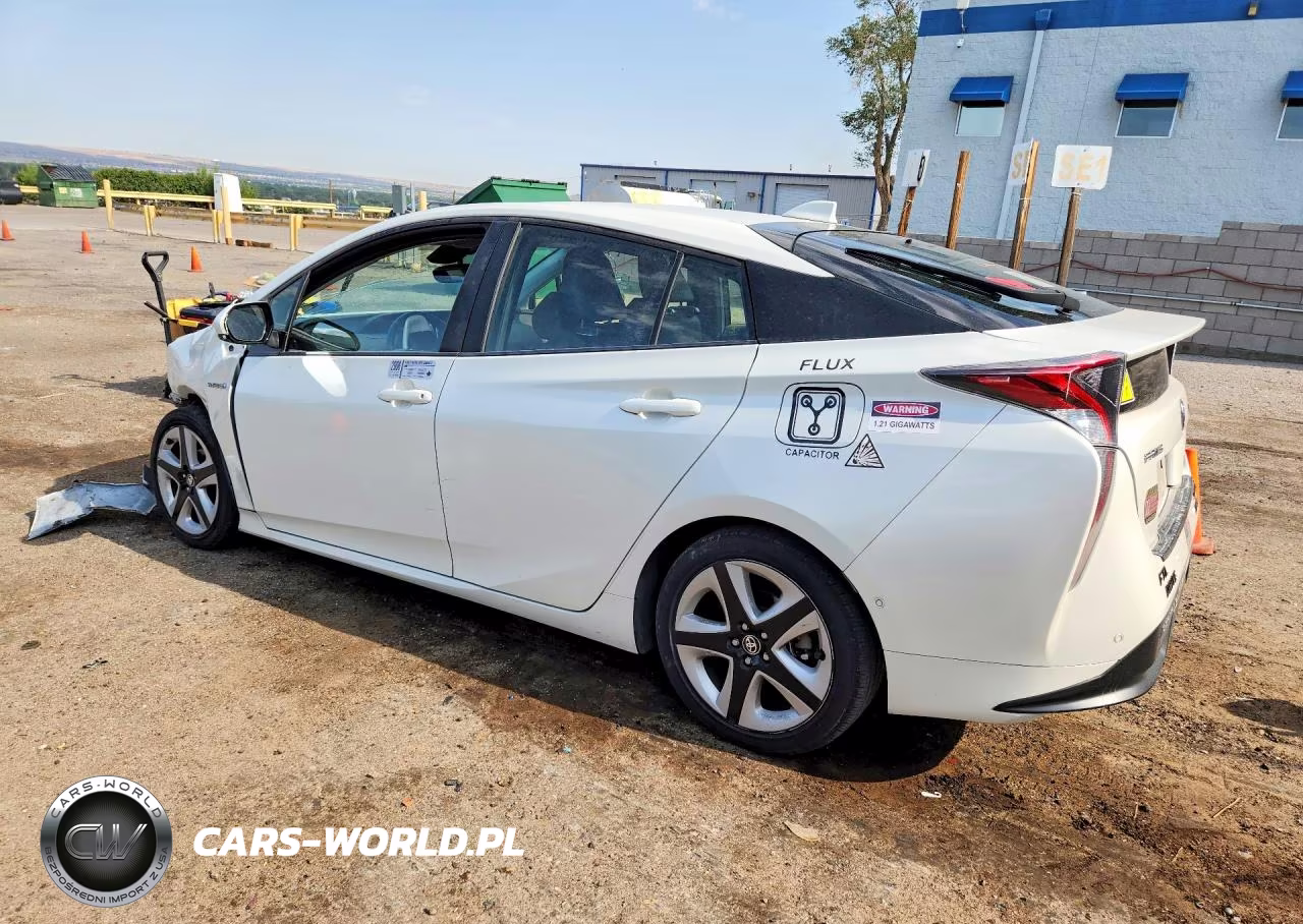 2016 Toyota Prius Four Touring VIN:JTDKARFU2G3521170 - 2