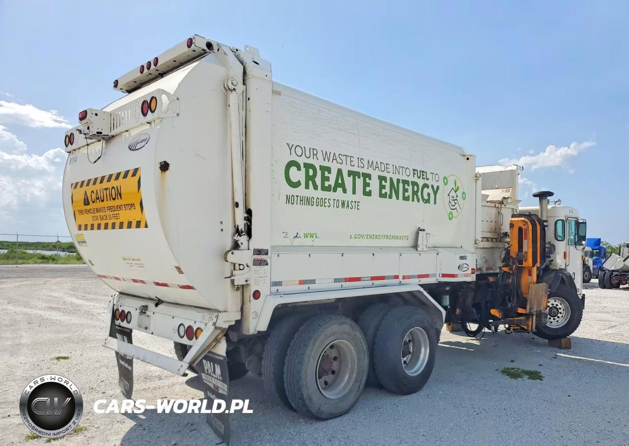 2019 Peterbilt 520 Refuse Truck VIN:3BPDLJ0X2KF103016 - 3