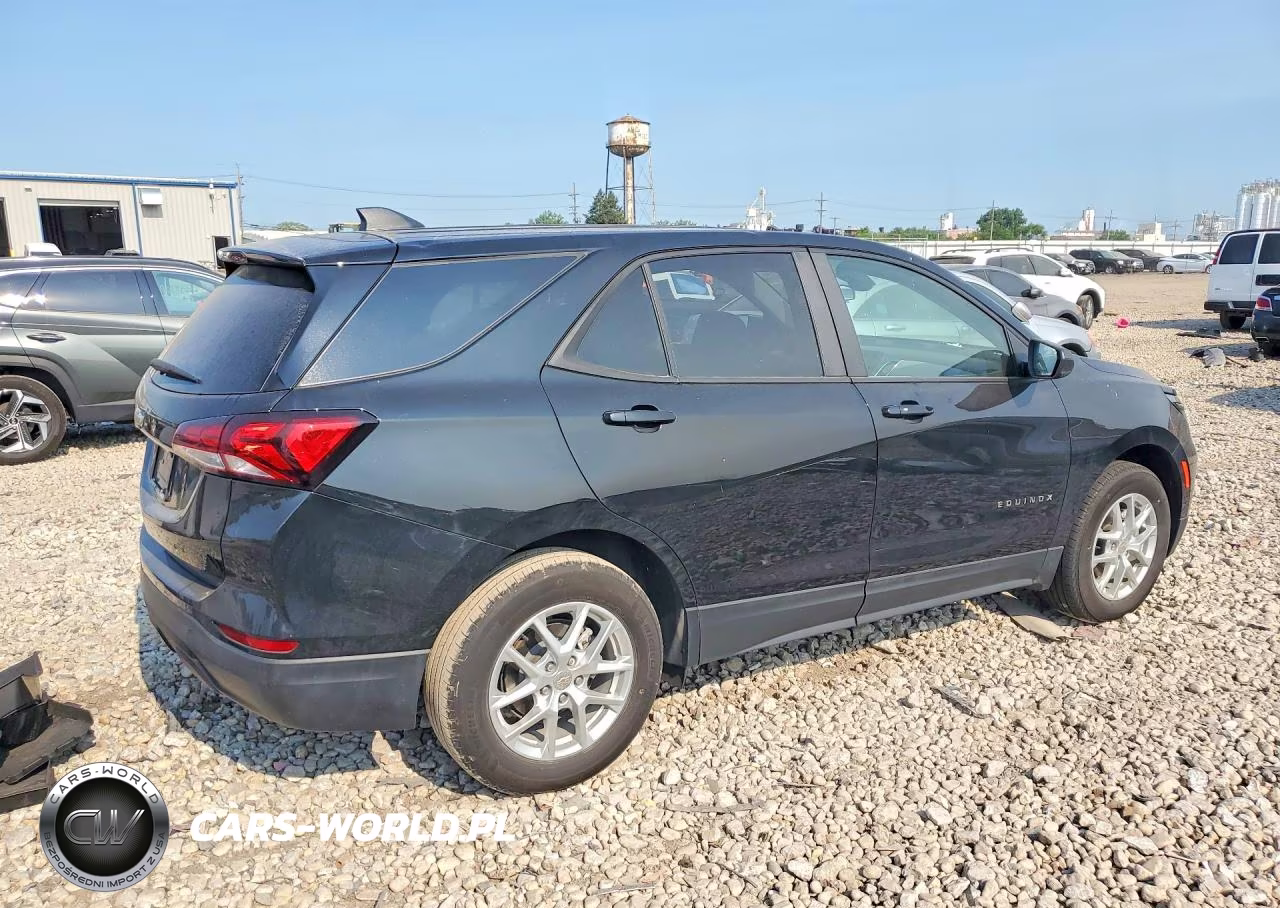 2024 Chevrolet Equinox Ls VIN:3GNAXHEG5RL363910 - 3